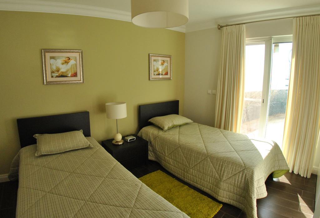 Apartamentos 3 Praias Ponta Delgada Exteriör bild