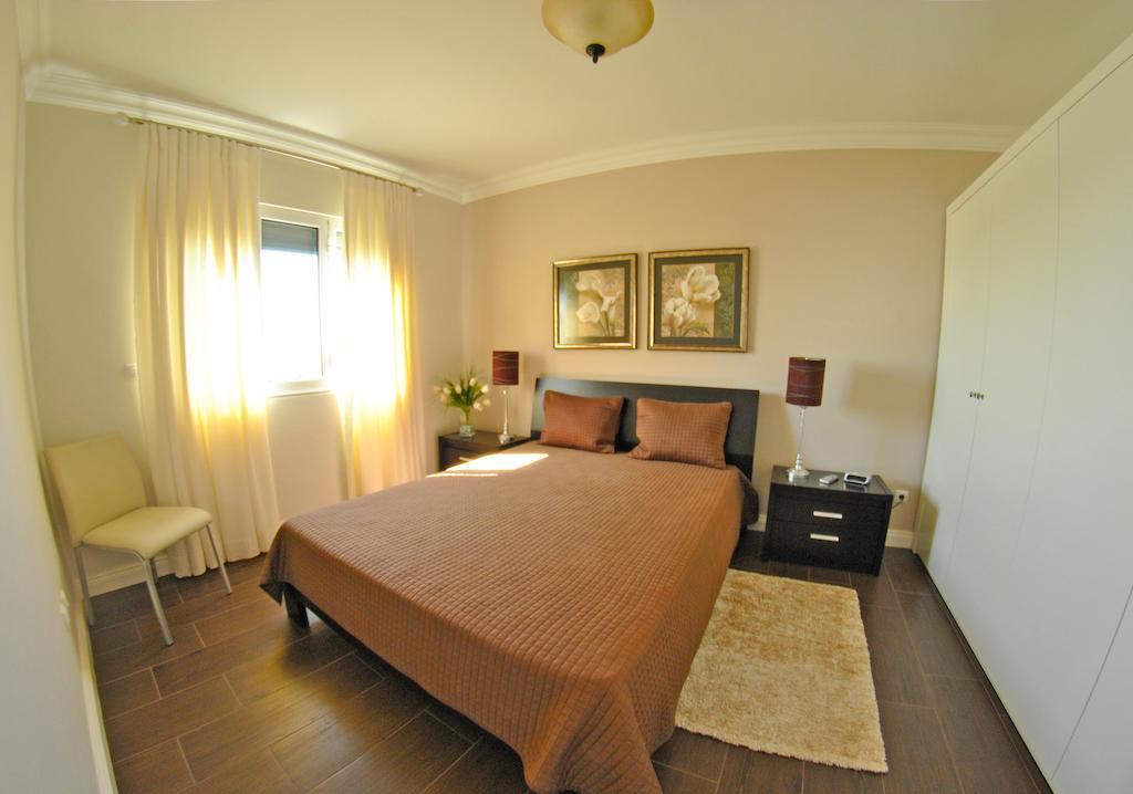 Apartamentos 3 Praias Ponta Delgada Exteriör bild
