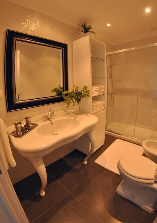 Apartamentos 3 Praias Ponta Delgada Exteriör bild