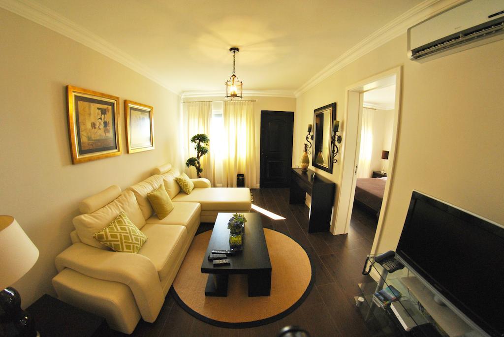 Apartamentos 3 Praias Ponta Delgada Exteriör bild