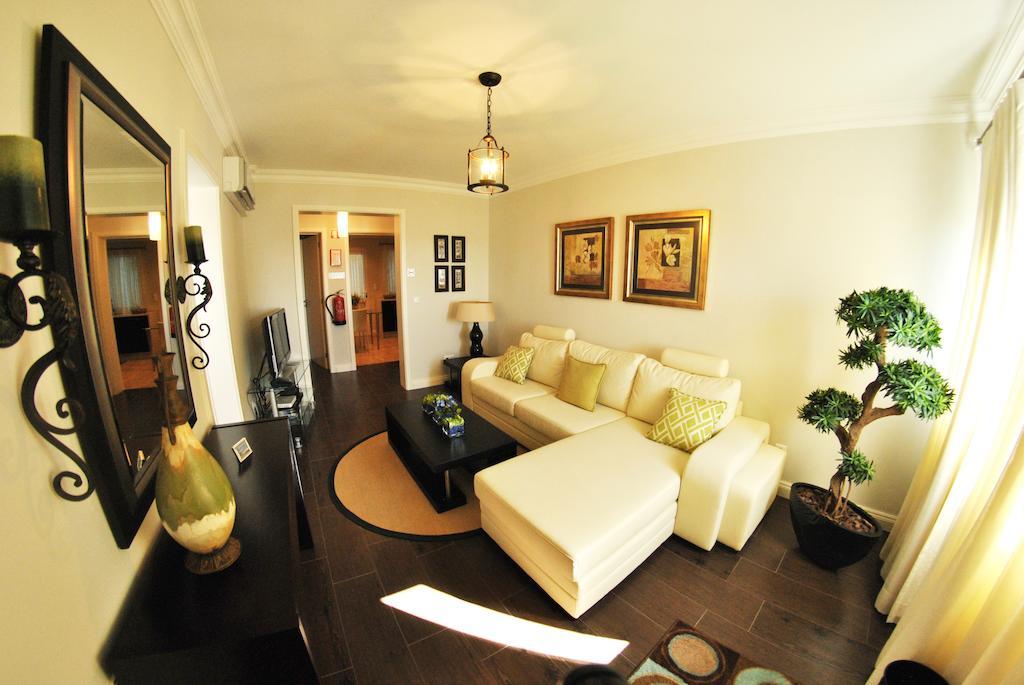 Apartamentos 3 Praias Ponta Delgada Exteriör bild