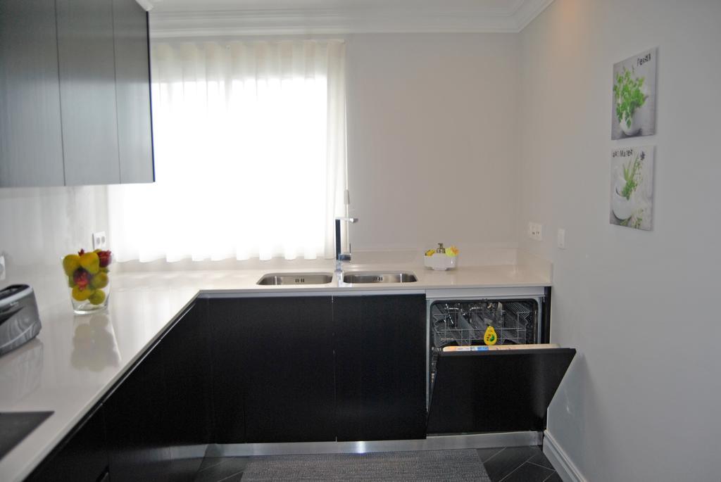 Apartamentos 3 Praias Ponta Delgada Exteriör bild